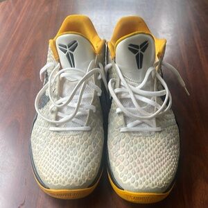 Authentic Nike Zoom Kobe 6 Protro ‘White Del Sol’ Size 14